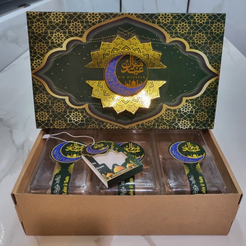 

(Free hangtag GKS) Premium Box Lebaran 3 toples 350gr persegi panjang Sejajar Box Lebaran Kuker Box Lebaran Cookies Dus Kuker Lebaran Kotak Kue Lebaran Box cookies Lebaran Box hampers Idul Fitri Box Souvenir Lebaran Parcel Ramadhan Box Lebaran 25x15