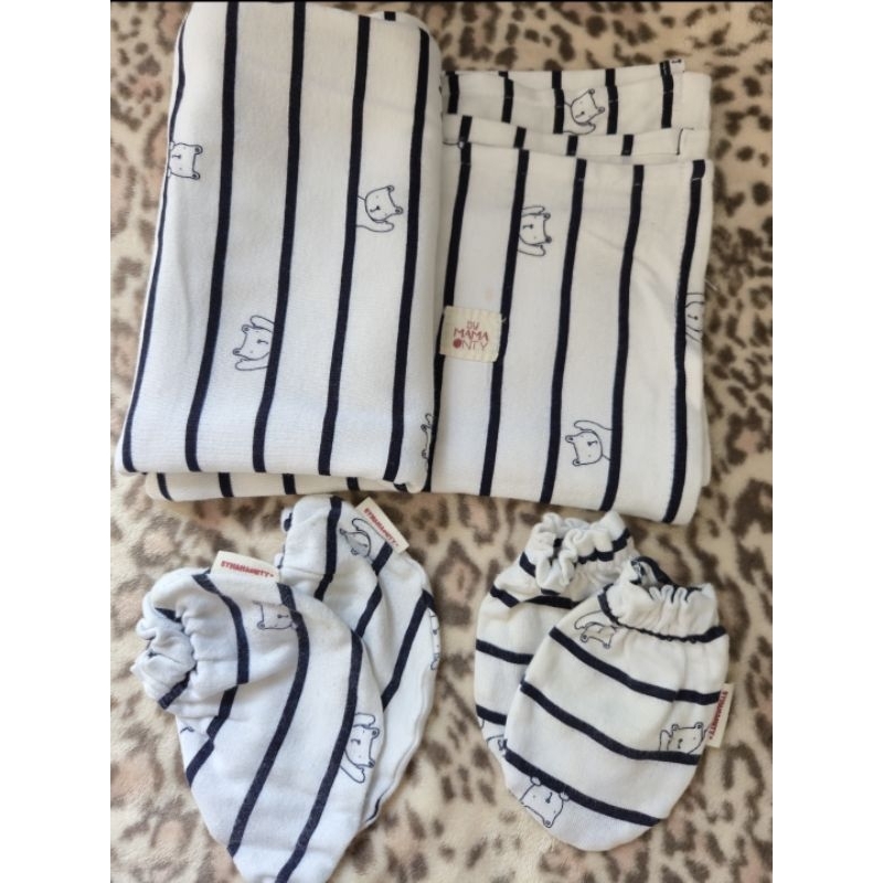 Bedong Newborn Set Premium + Topi (PRELOVED)