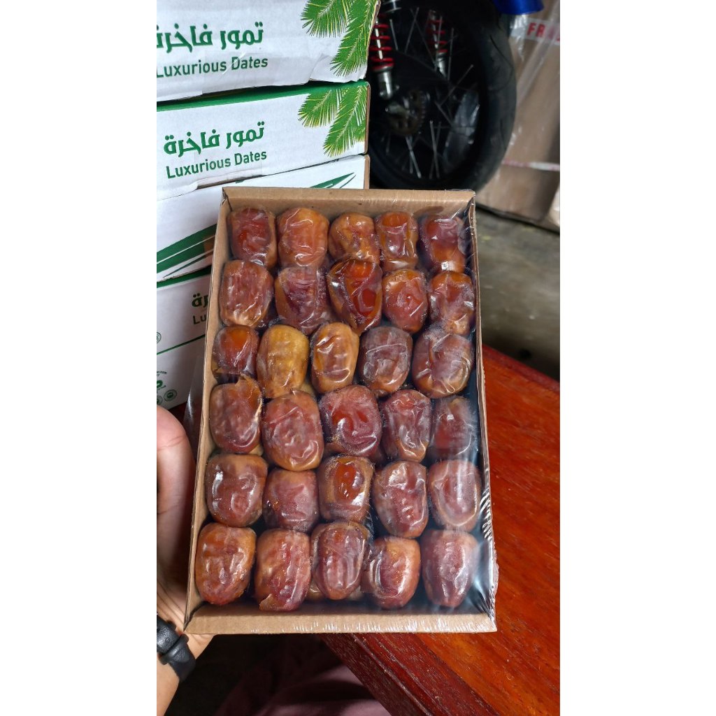 

KURMA SUKKARI PREMIUM/KURMA ASLI SAUDI/KURMA HIGENIS/KURMA SUKKARI BASAH