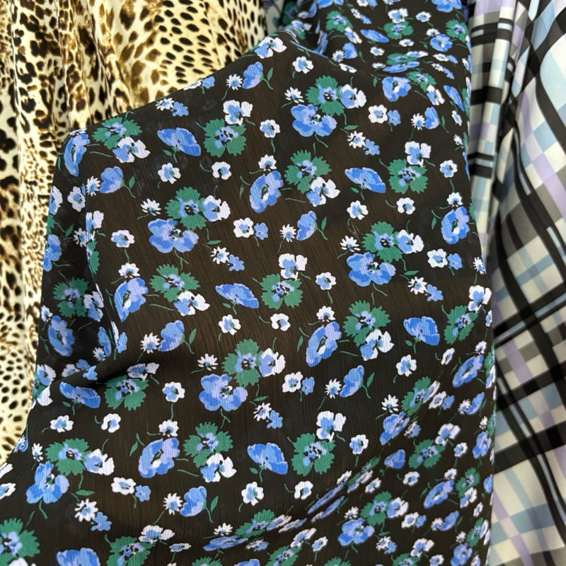 kain ceruty Yoryu premium - kain yoryu motif bunga kecil - kain motif bunga - kain gamis - kain keba