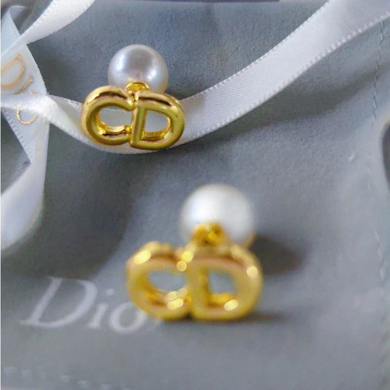 Anting Berlian dengan Huruf CD, Dilapis Emas 18K COD