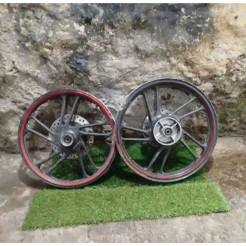Velk Pelk Depan Belakang+Piringan Cakram 1Set Honda Cs1 PNP Supra X 125 DD Seken Original Copotan