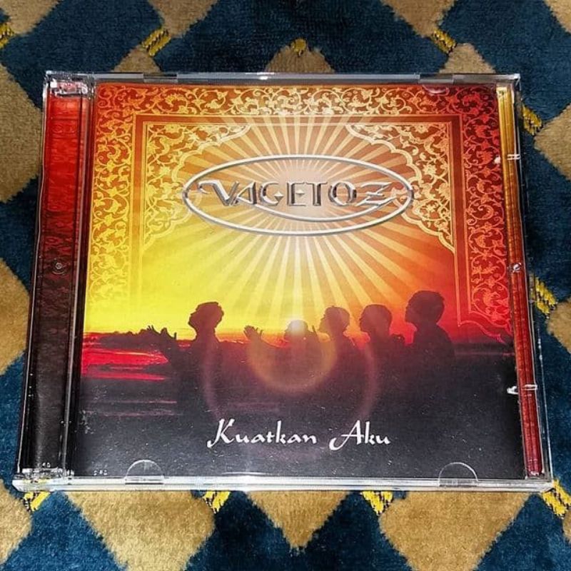 CD Vagetoz - Kuatkan Aku