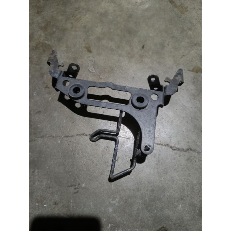 Breket headlamp mt25 old