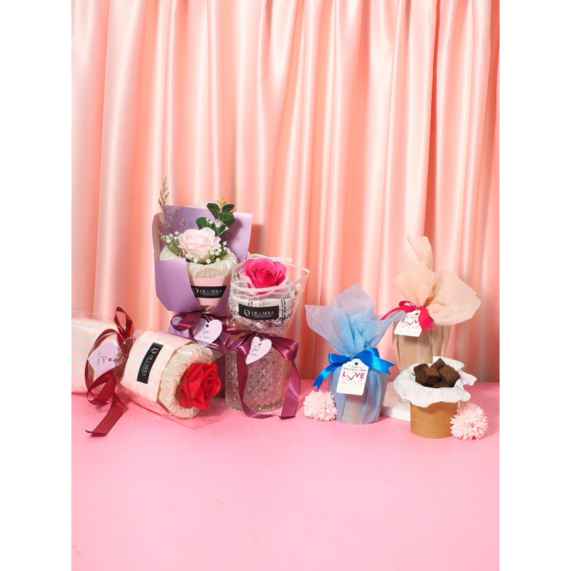 

Valentie Hampers - Love Package in Collaboration with Decarra Florist