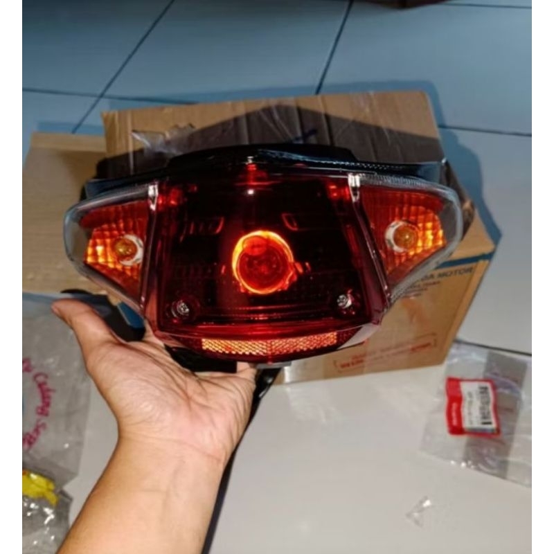Stoplamp Lampu Belakang Beat Karbu Custom Smoke Oren