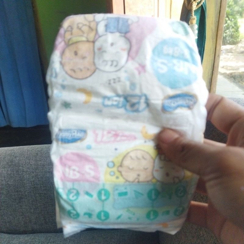 Pampers Mamy Poko repacking nb s perekat