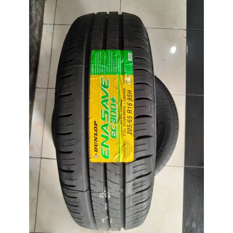 Ban luar Dunlop 205/65 R16