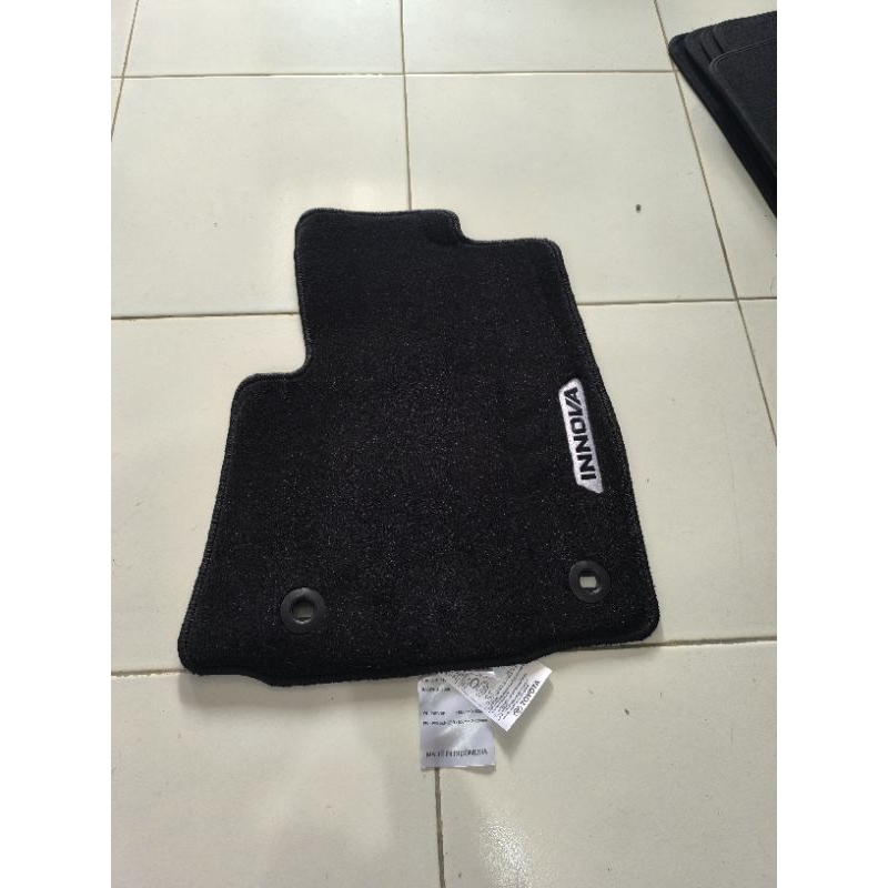 karpet Innova venturer  driver