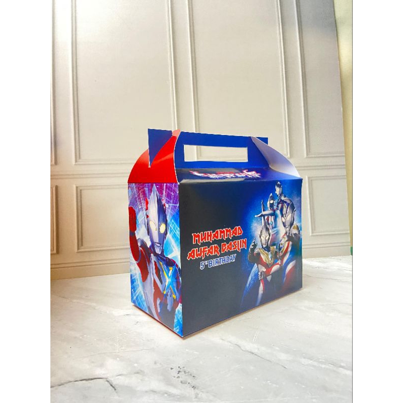 

Snackbox ultraman / jual snackbox custom / snackbox ultah