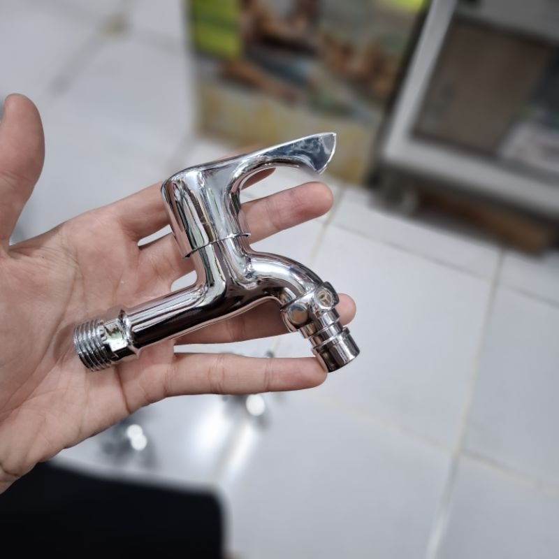 Kran air besi Spot kran air besi ukuran 5/8