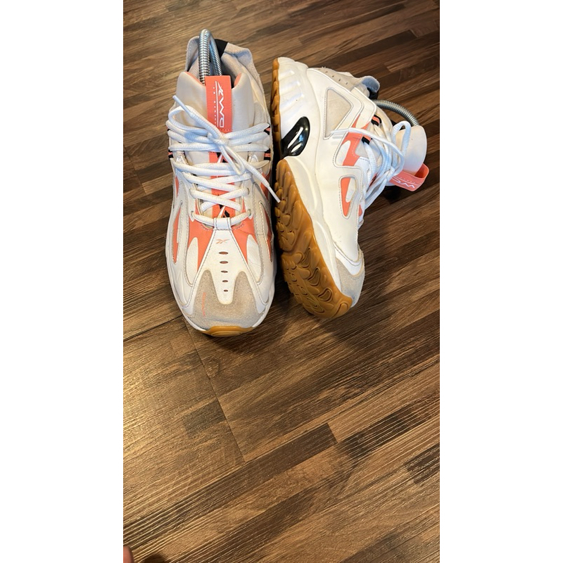 Sepatu Reebok Dmx series 1200 LT white