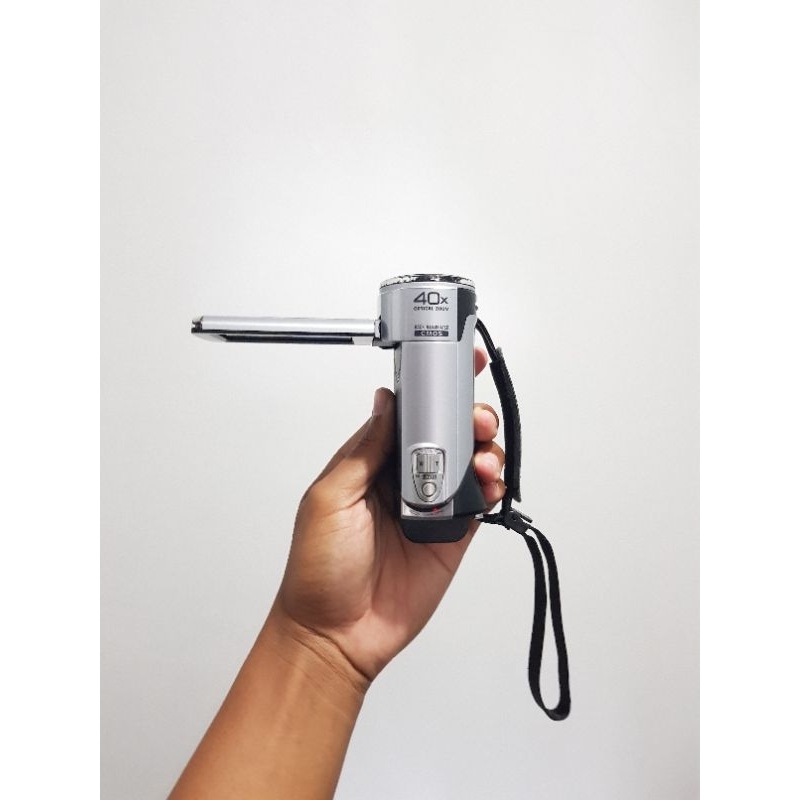 Handycam JVC GZ E100 FullHD 40x Zoom