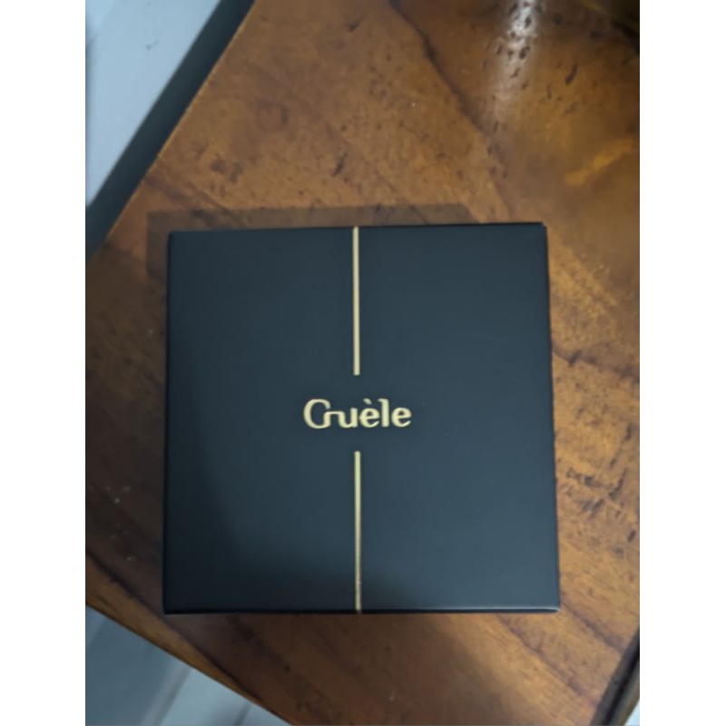 NEW Guele cushion shade ambre