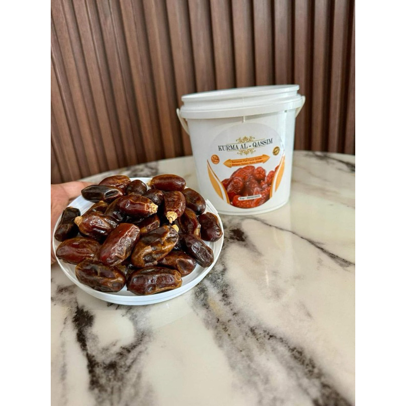 

Kurma Al-Kasim Kering