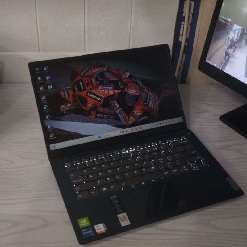 Lenovo Ideapad slim 3 i7-1165G7 Ram 8Gb/SSD 512Gb MX 450 2Gb