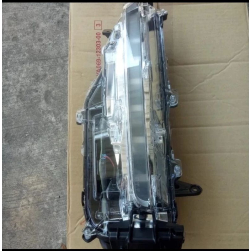 Lampu Sein Sen DRL Bemper depan Fortuner TRD GR SPORT original