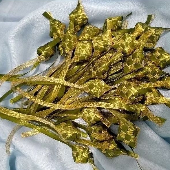 

pita satin kecil 1/4 inch hijau x gold