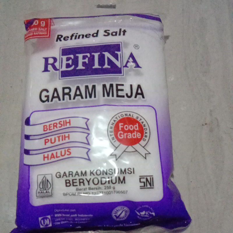 

Refina Garam Meja Bersih Putih Halus SNI