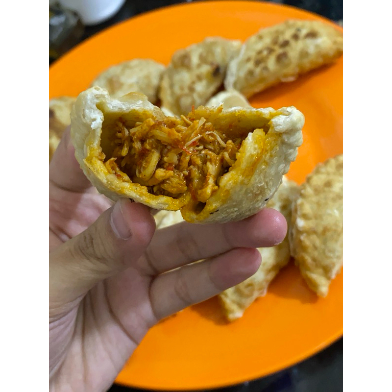 

Cireng Isi Ayam Pedas By Dapur Momis