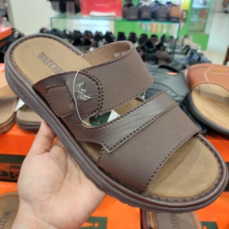 sandal slop kulit cowok watchout promo