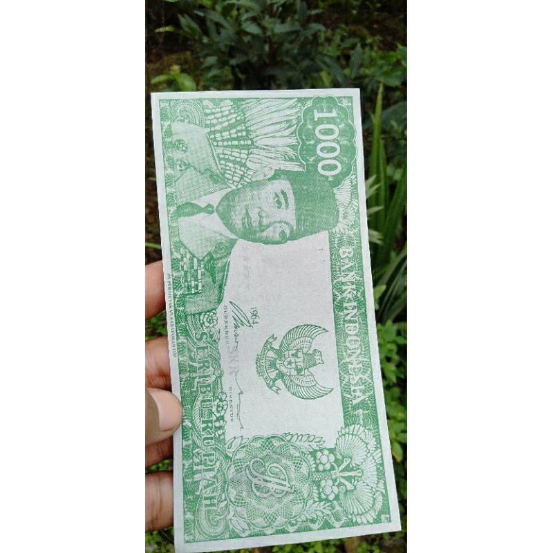 Souvenir 1000 Soekarno 1964 AMUKTI PALAPA