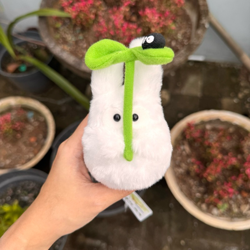 Boneka Totoro Bawa Daun Kutu Hitam Original Studio Ghibli - My Neighbor Totoro