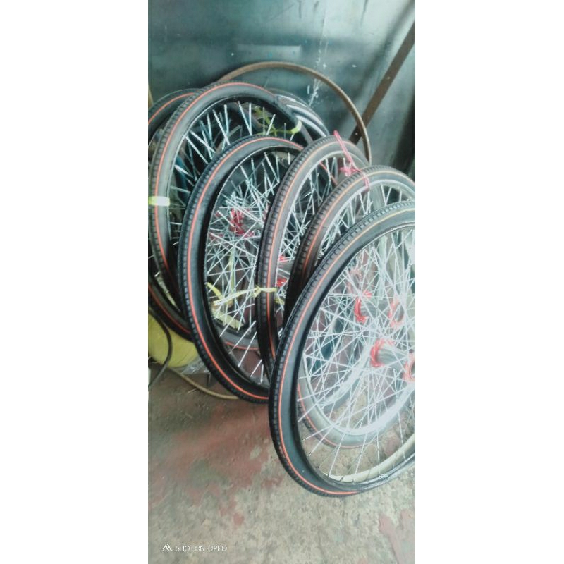 roda gerobak beca bekas