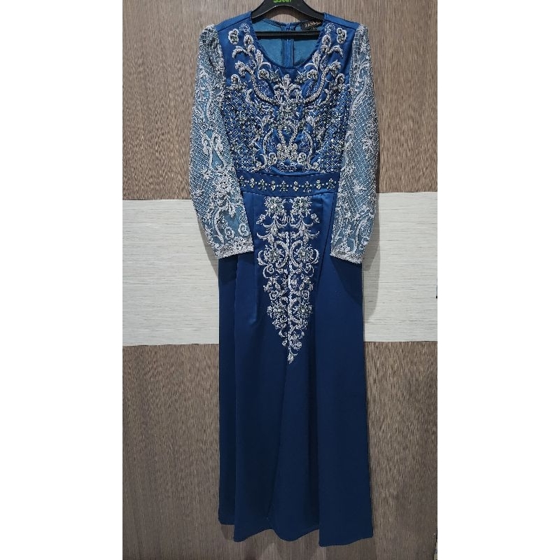 preloved dress by zaneta