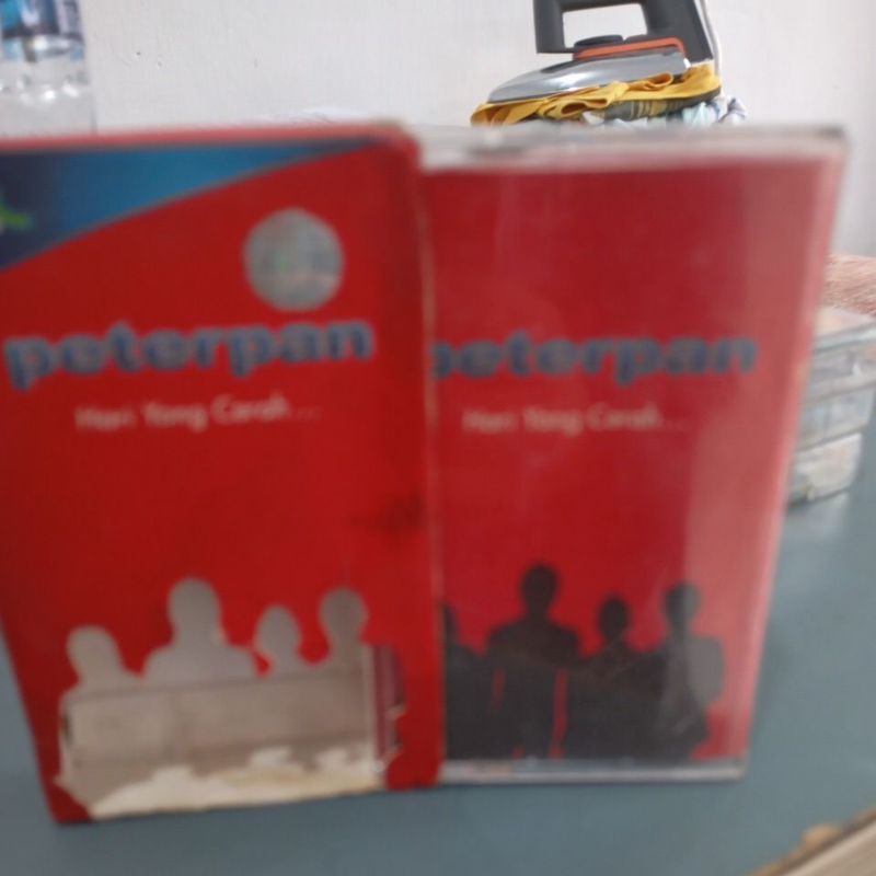 kaset peterpan hari yang cerah