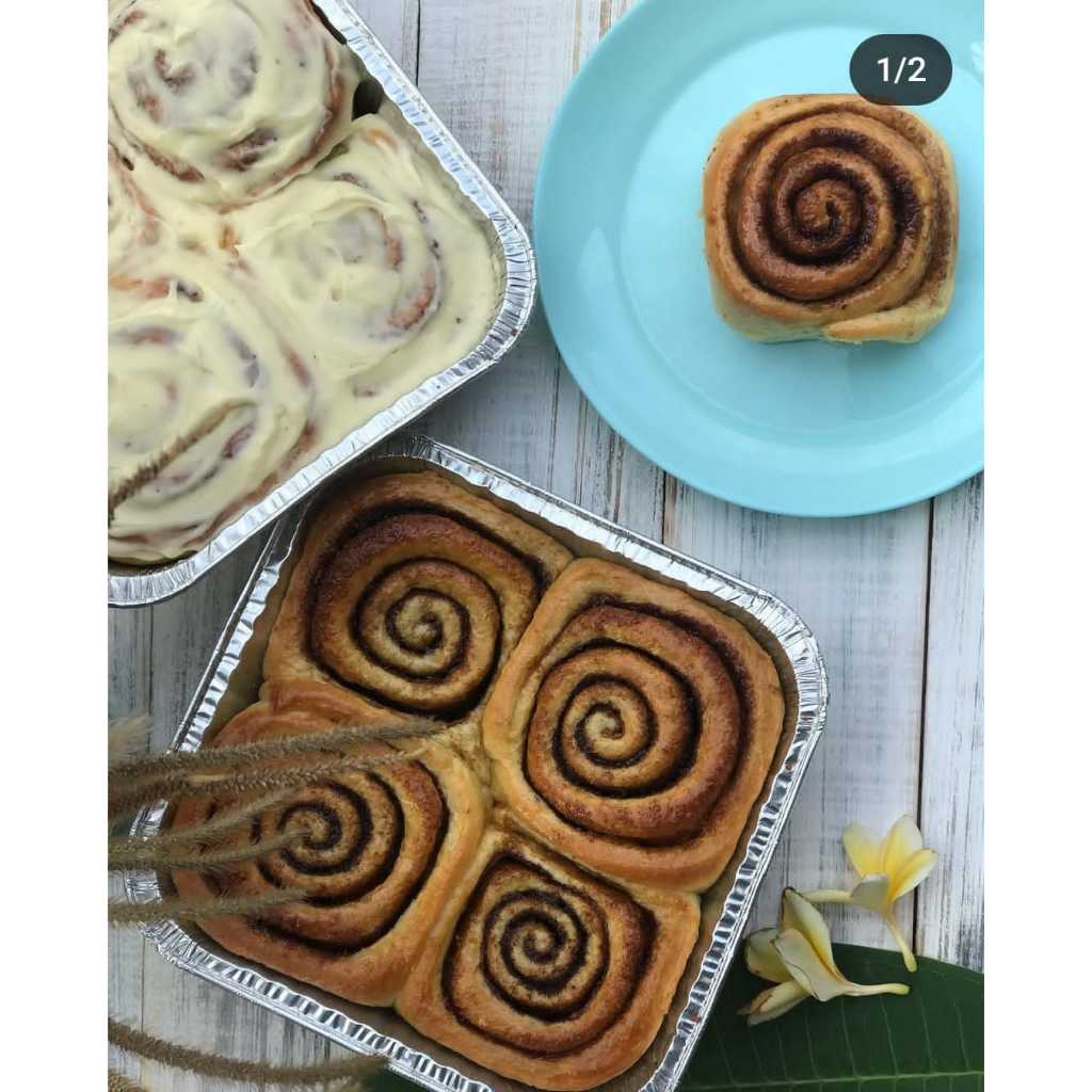 

CINNAMON ROLLS ORIGINAL(No Cream Cheese) ukuran loyang 20x20 isi 4 pcs rolls