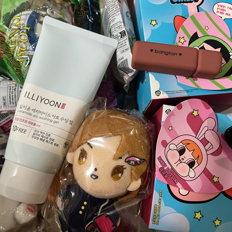 official pop mart ppg cry baby bunny blossom animerch mochi buttercup bubbles sylvanian blind bag mo