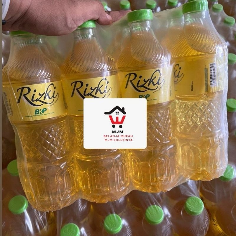 

Paket Hemat Minyak Goreng Rizki isi 4 Botol 850 ml