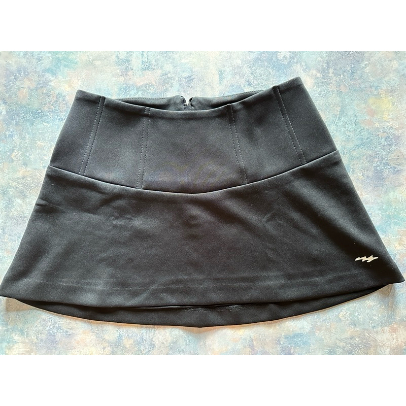 [READY] NIEEH JENNIE ROK HITAM OFFICIAL PRELOVED