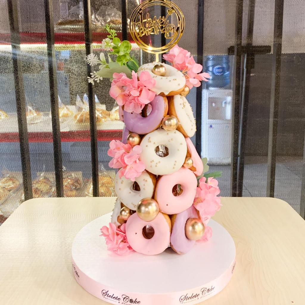 

Kue Ulang tahun/Birthday Cake/Donat bolong Flower/Donat Tema Flower