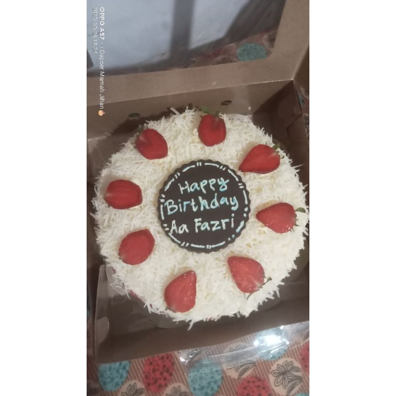 

Rainbow cake ukuran 22cm