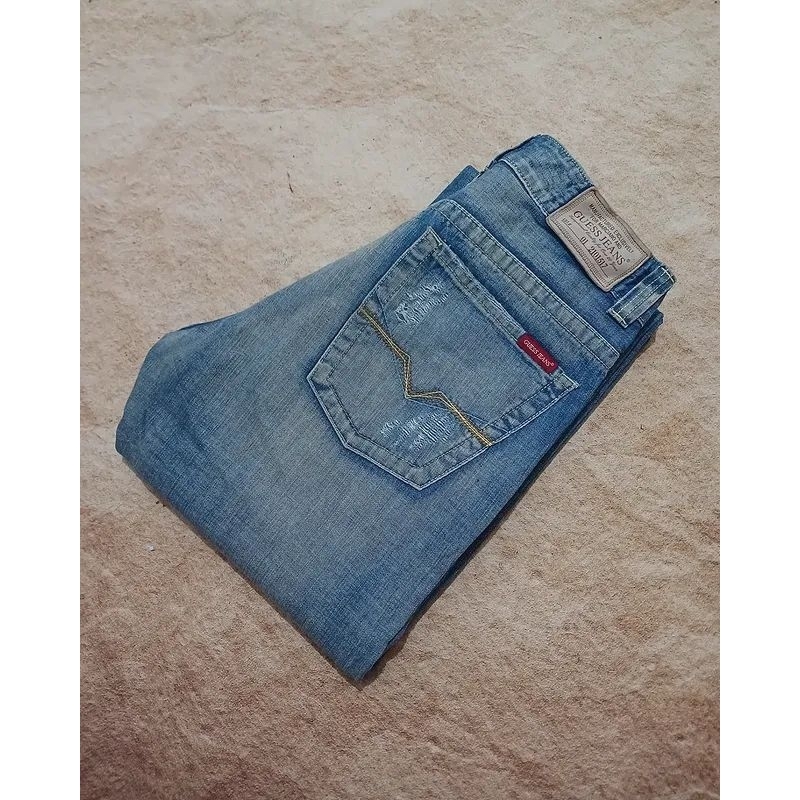 jeans guess bahan denim model fit reguler bekas second preloved