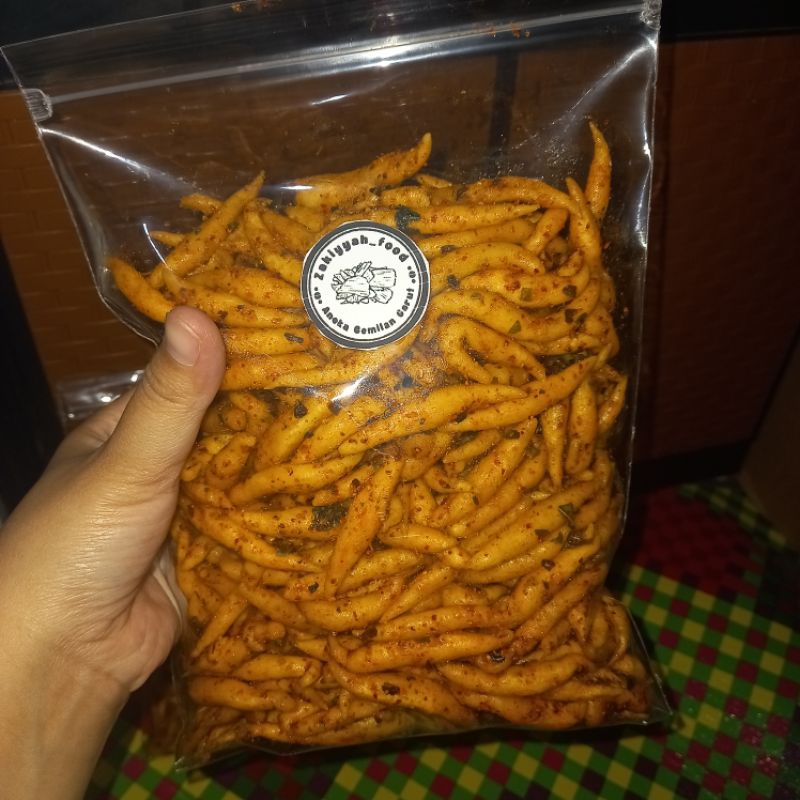 

TIKTUK PEDAS AROMA DAUN JERUK 500gr,cemilan zakiyyahfood