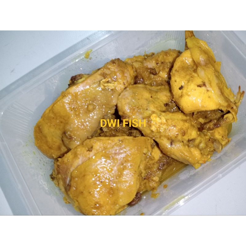 

Ayam Ungkep Bumbu Kuning dengan Rempah Asli