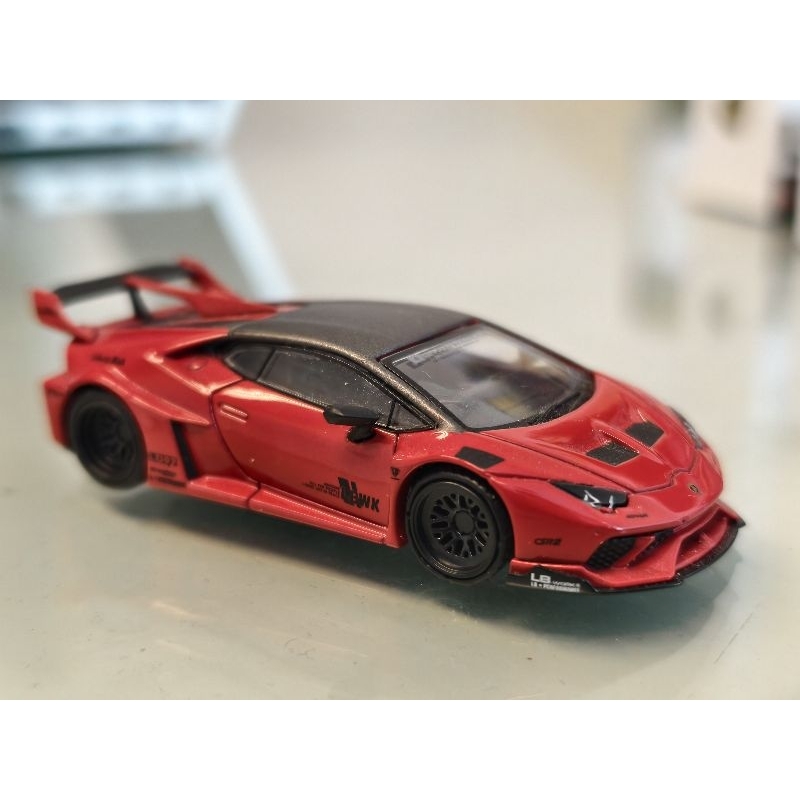 MINIGT Lamborghini Huracan LBWK WHITE & ROSSO MARS Mini GT