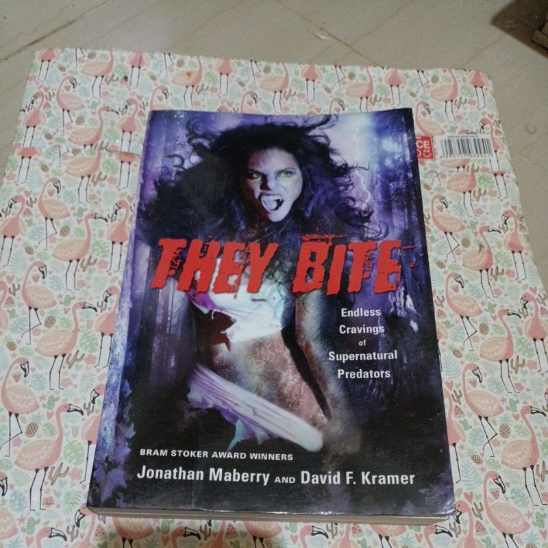 Novel import Jonathan Maberry - They  Bite, Endless cravings of supernatural predators