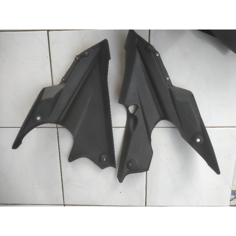 Sambungan bodi depan yamaha Jupiter MX new original