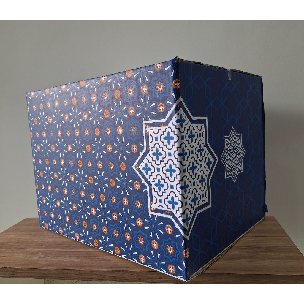 

KARDUS LEBARAN uk : 30x24x29 - SMALL BIRU