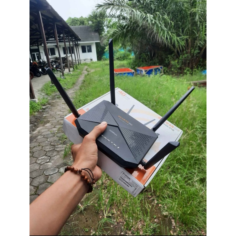 Wireless Router 4G AccessGO R4G4A-01B