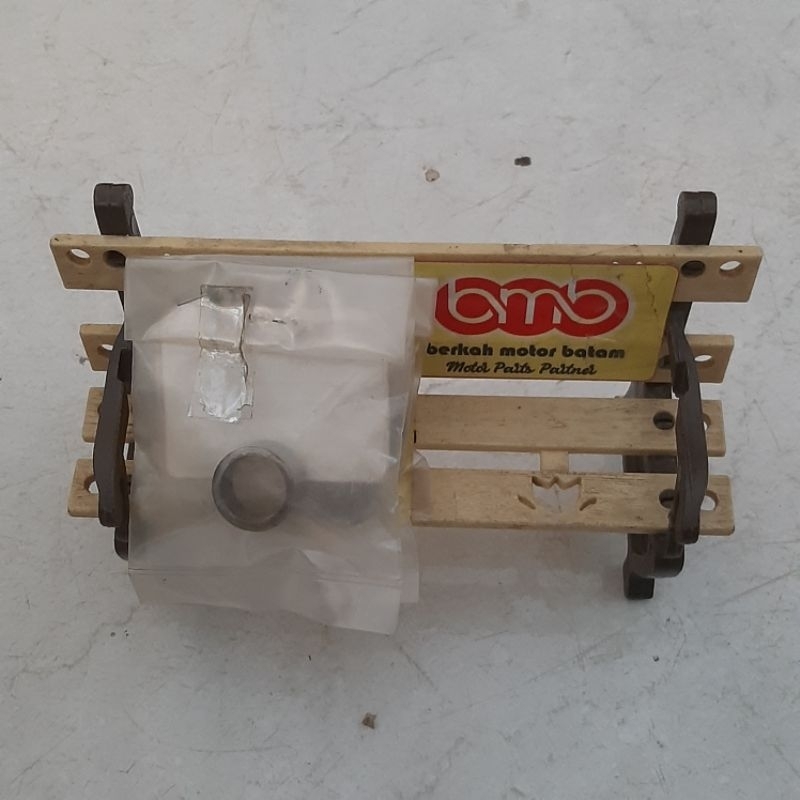 Modenas Dinamik Kawasaki Leo bush bushing as gear depan original