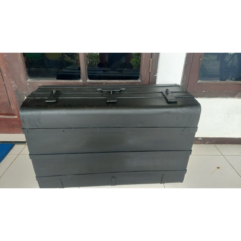 koper plat besi barang antik