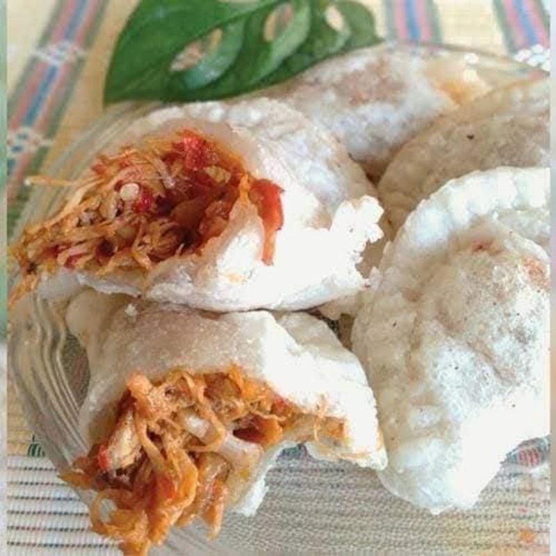 

Cireng isi Ayam Suwir Pedas / Kornet Pedas / kornet ORI / Keju isi 5pics