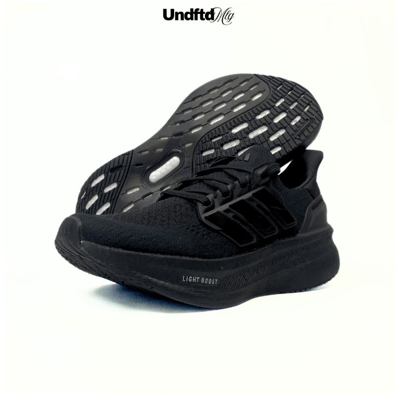 UD Ultraboost 5 Triple Black