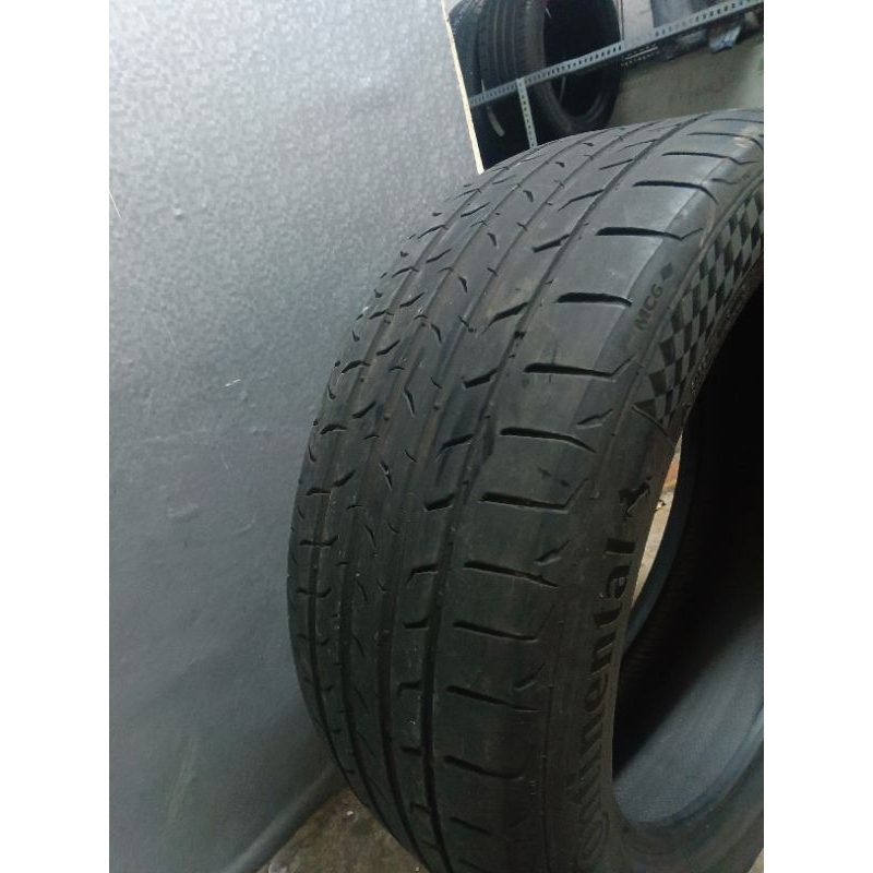 ban mobil 225/50 R18