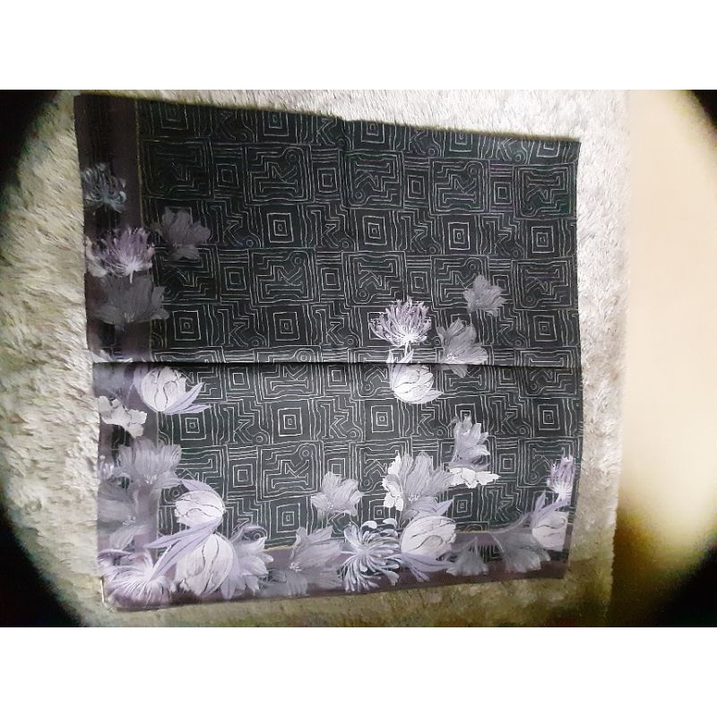 Preloved Scarf Kamiidea